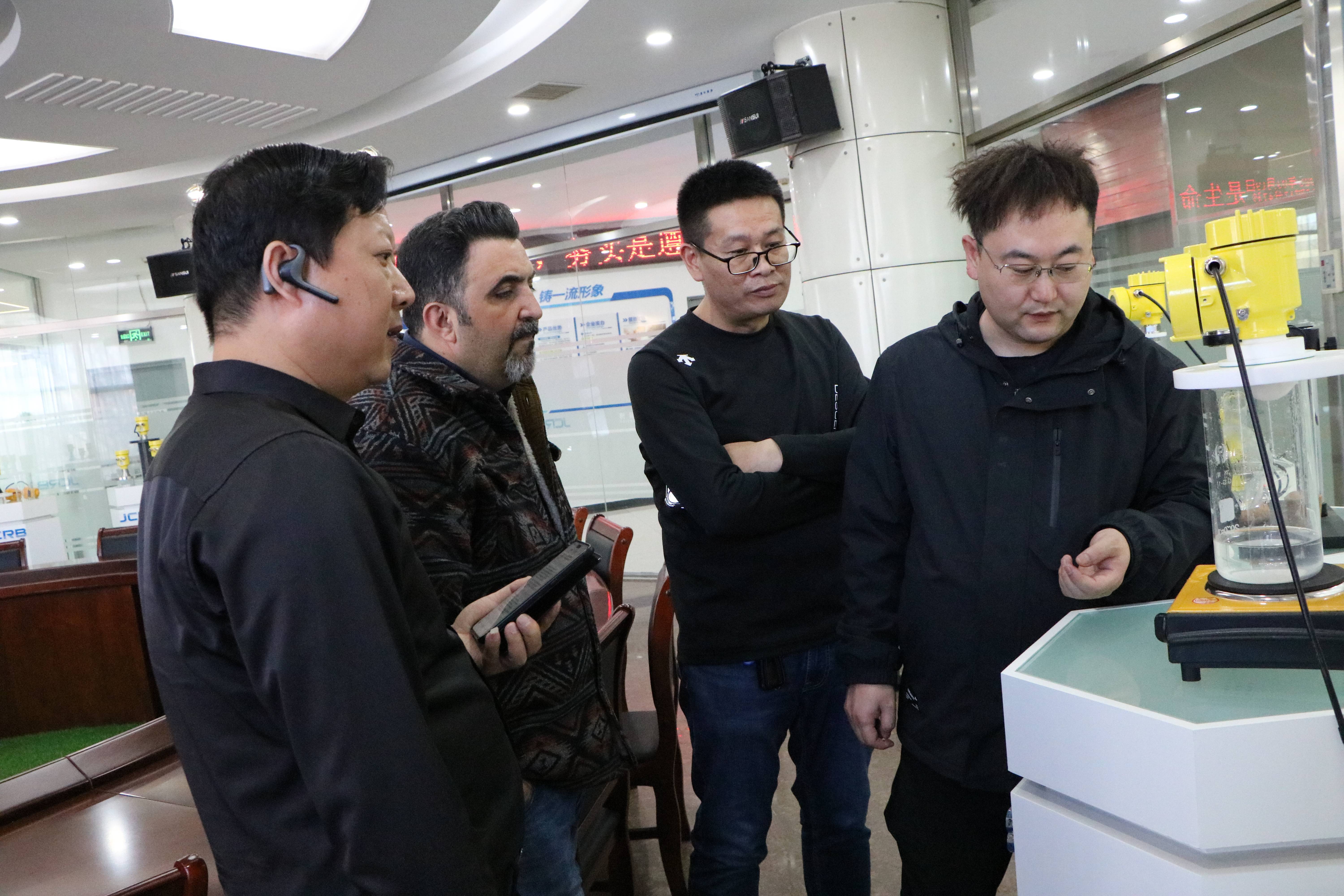 伊朗客戶到訪精誠瑞博，深入探討80G調頻雷達物位計及其他產品合作