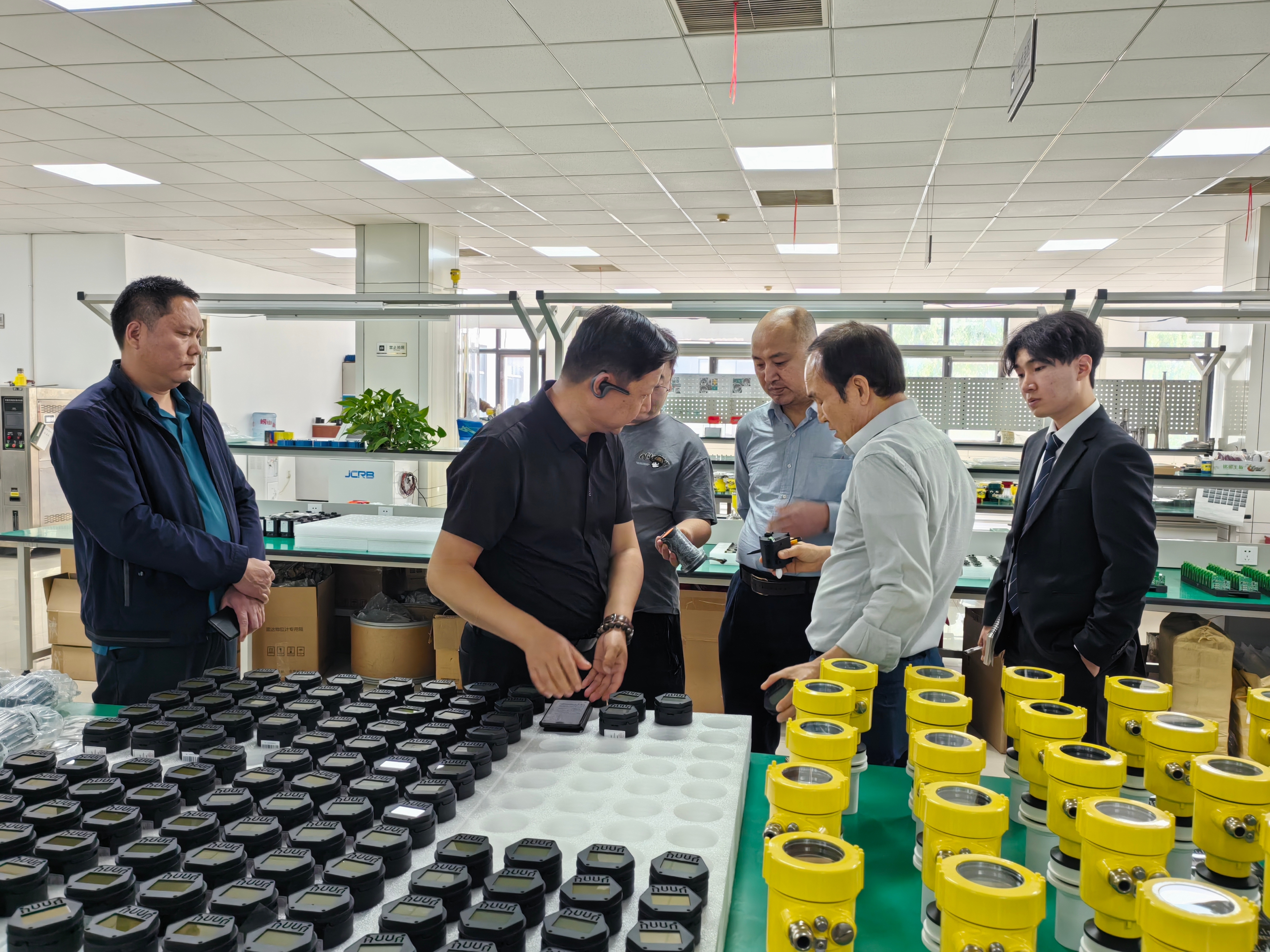 韓國(guó)客戶到訪北京精誠(chéng)瑞博 開展技術(shù)交流與車間考察